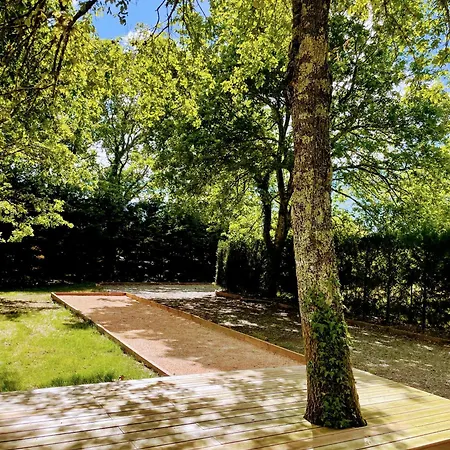 L Estanguet Maison Octogonale En Foret 度假居 *